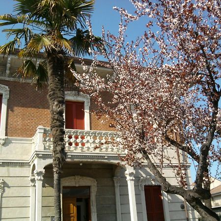 Villa Marietta Civitanova Marche Exterior foto